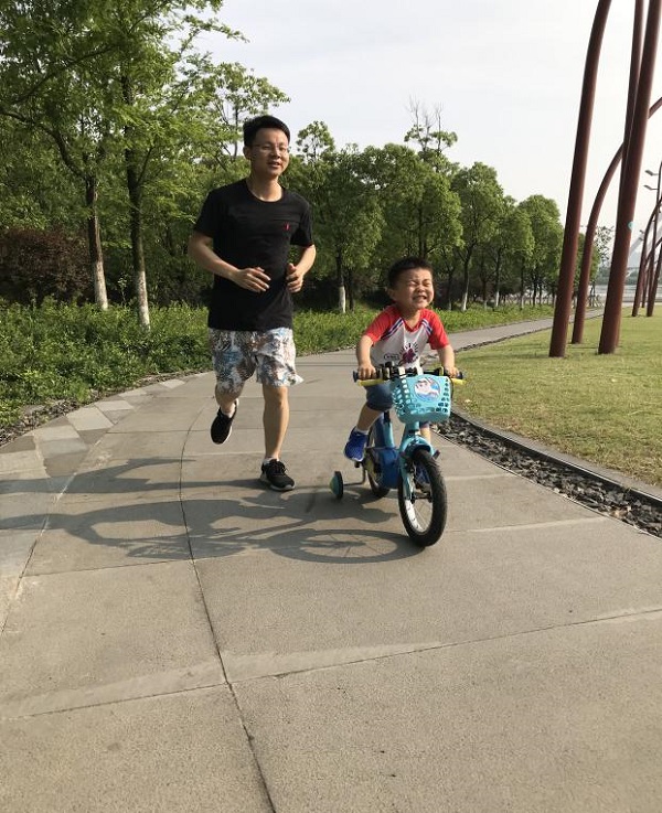 快樂“六一”，相伴共成長